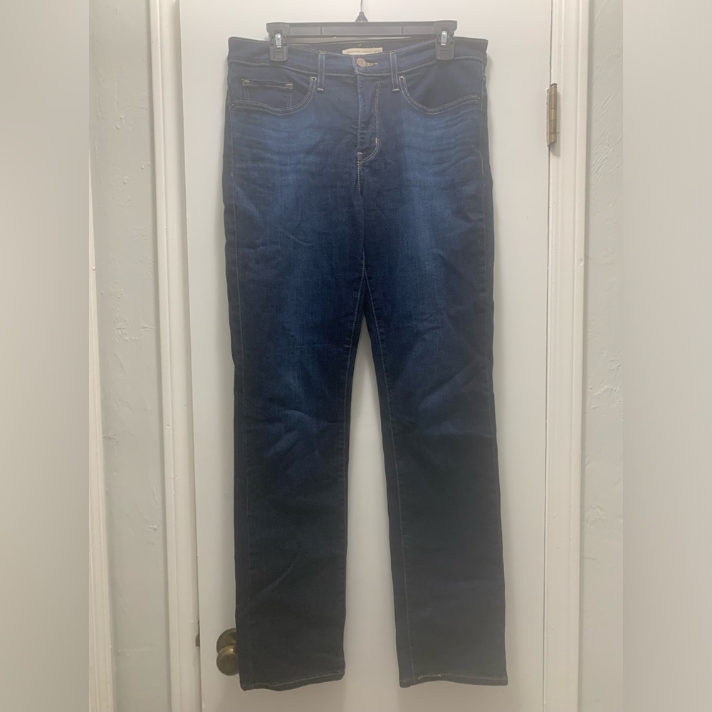 Levi’s jeans size 30W x 32L